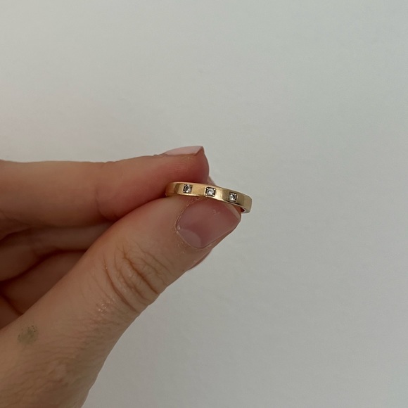 Mejuri Diamond band size 6 - Picture 5 of 8